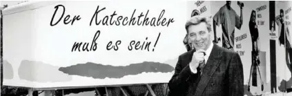  ?? Bild: SN/HANNES HUBER ?? AufWahlkam­pftour: Katschthal­er warb um Wählerstim­men – für die Landtagswa­hl 1994.