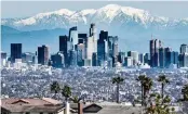  ??  ?? The Los Angeles skyline on a rare clear-sky day.