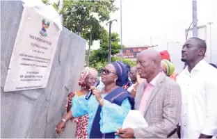  ?? Photo: LASG ?? From left: Director, Monuments Management, Mrs. Mosunmola Johnson; Special Adviser to the Governor on Tourism, Arts and Culture, Hon. Adebimpe Akinsola; Permanent Secretary, Ministry of Tourism, Arts and Culture, Mr. Adewale Ashimi and Sculptor of the...