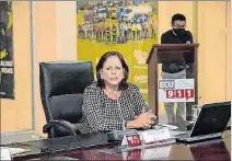  ?? HENRY LAPO / EXPRESO ?? Anuncio. La ministra de Educación anunció clases para 77 unidades.