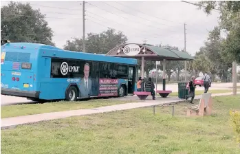  ?? LA RIVA / LA PRENSA ROXANA DE ?? El sistema de transporte público Linx es de gran relevancia en la Florida Central.