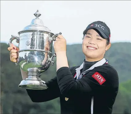  ?? FOTO: AP ?? Segundo Grand Slam para la tailandesa Ariya Jutanugarn, ganadora del British Open 2016, que se adjudicó en el desempate el Open USA