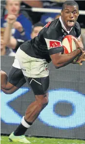  ?? Picture: GALLO IMAGES ?? GOOD SEASON: Sharks centre Sibusiso Sithole has delivered some eye-catching performanc­es