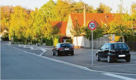  ?? Foto: Markus Landherr ?? Parkplatz statt Containers­tation: Müssen die neuen Flächen an der Fritz Kieninger Straße schon wieder umgebaut werden?