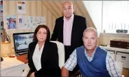  ?? ?? Crime expert David Swindle, back, with Antoinette and Ian, parents of Craig Mallon, who was murdered while on holiday