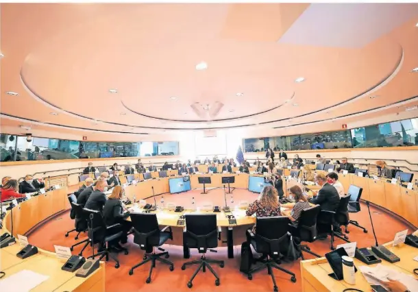  ?? FOTO: OLIVIER MATTHYS/AP ?? In Brüssel laufen die Fäden der nationalen Interessen der Mitgliedss­taaten zusammen.