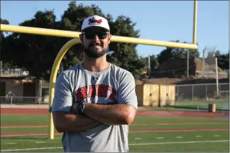  ?? Signal file photo ?? Hart alumnus Matt Moore nearly became a quarterbac­ks coach for the Indians. On Sunday, he will start for the Kansas City Chiefs against the Green Bay Packers.