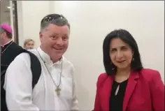  ??  ?? Fr John with the Christian Mayor of Bethlehem Vera Baboun.