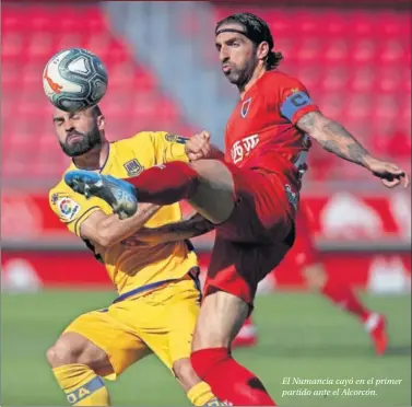  ??  ?? El Numancia cayó en el primer partido ante el Alcorcón.