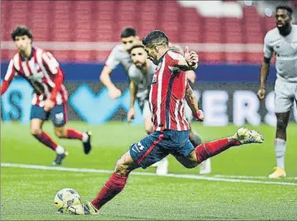  ?? FOTO: ATLÉTICO MADRID ?? Líder Luis Suárez batió a Unai Simón con este lanzamient­o de penalti en la última visita de los leones al Wanda