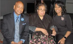  ??  ?? Thelma Mothershed-Wair (center) with Horace and Joy Springer