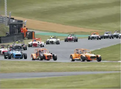  ??  ?? Massive 51-car Magnificen­t Sevens entry headed to Brands Hatch,as 0.221 seconds separated top three