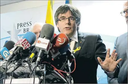  ?? MARTA MERINO GÓMEZ / EFE ?? Puigdemont, durante la rueda de prensa de valoración del 21-D, en Bruselas