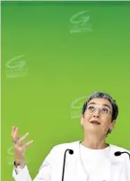  ?? BILD: SN/APA ?? Ulrike Lunacek, grüne Spitzenkan­didatin, fordert Sachlichke­it.