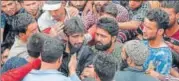  ?? AFP ?? Residents mourn during Sabzar Bhat’s funeral in Rathsuna Tral, near Srinagar, on Sunday