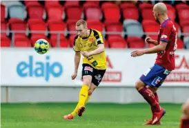  ?? BILD: JONAS LJUNGDAHL ?? Isländske mittfältar­en Gisli Eyjólfsson, som under säsongen 2019 gjorde tolv matcher i Mjällby, är enligt uppgifter på gång till HBK.