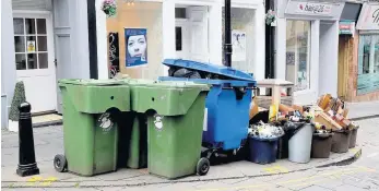  ??  ?? Eyesore Stirling Council says its service has improved