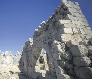  ??  ?? Remains of a bath in the ancient city of Patara, Antalya, southern Turkey, Oct. 11, 2020.