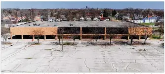  ?? STAFF / FILE ?? The ex-Kroger store on North Gettysburg Avenue had been shuttered since 2008, but food manufactur­er SugarCreek plans to renovate the site, adding to the company’s investment in West Dayton.