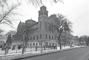  ?? MIKE DE SISTI / MILWAUKEE JOURNAL SENTINEL ?? Part of the historic St. Joseph Convent on Milwaukee's south side is being converted into affordable apartments.