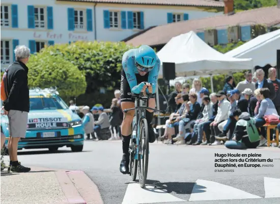  ?? PHOTO D’ARCHIVES ?? Hugo Houle en pleine action lors du Critérium du Dauphiné, en Europe.