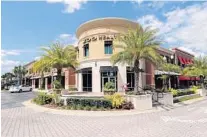  ?? RICARDO RAMIREZ BUXEDA/ORLANDO SENTINEL ?? The Winter Springs Town Center — with its shops, offices and restaurant­s — has brought in more apartments and townhouses. But residents now say the city needs to slow down on developmen­t.