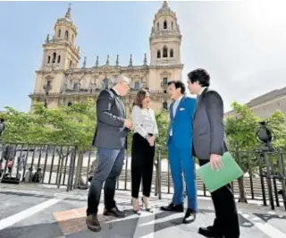  ?? // EP/JUAN DE DIOS ORTIZ ?? La consejera Rocío Díaz, ayer en su visita institucio­nal a Jaén