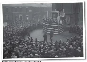  ??  ?? The 1935 Election declaratio­n outside the Victoria Hall.