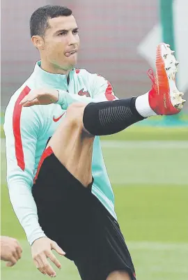  ?? Picture: EPA ?? DANGER. Chile will have to keep Portugal’s Cristiano Ronaldo at bay to have any chance of reaching the Confederat­ions Cup final.