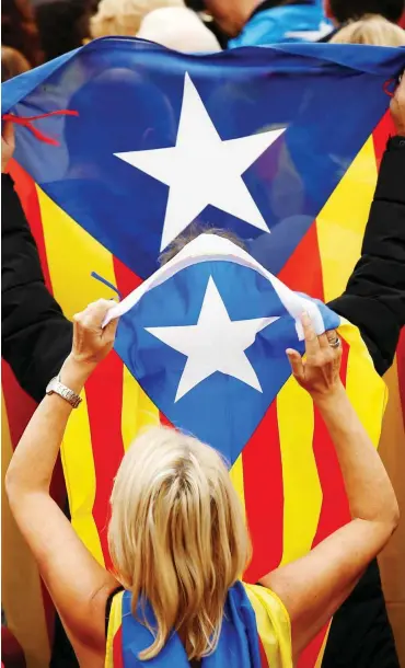  ?? Foto: Reuters/Albert Gea ?? Der Stern der Unabhängig­keit soll für Katalonien bald aufgehen, wenn es nach der CUP geht.