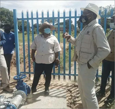  ??  ?? Lands minister Anxious Masuka and other government officials during a tour of the Epping Forest project in Bulawayo on Friday