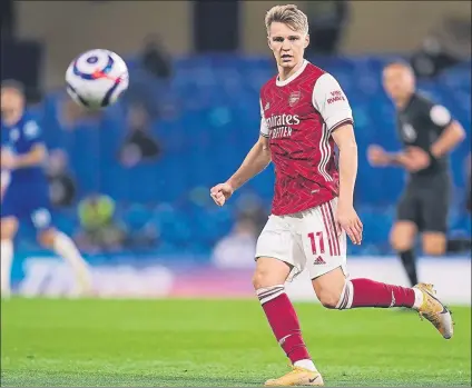  ?? FOTO: AP ?? Odegaard (22) es nuevo jugador del Arsenal, que ha pagado 40 millones al Real Madrid para hacerse con el joven noruego