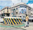  ?? ?? Nelson’s statue, top in 1946, in Bridgetown was removed last year. Top left, High Commission­er Scott Furssedonn-Wood