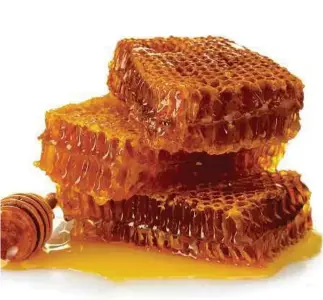  ??  ?? Raw honey comes direct from the source.