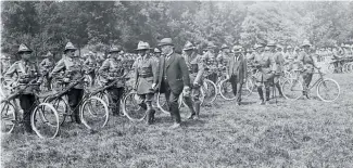  ??  ?? James Fouche (left) won the first mounted cobbleston­e trophy created to honour the men who served in the New Zealand Cycling Corp on the Western Front during World War I.