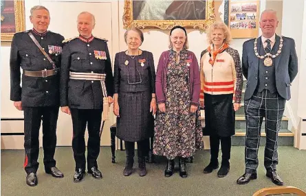  ?? ?? Medal Mary Kenyon, from Kippen, Maud Crawford, from Dunblane, and Charlotte Hunt, from Balfron, received their British Empire Medals (BEM) at a ceremony in Stirling Castle. The picture shows the recipients with Stirling and Falkirk Lord Lieutenant Alan Simpson OBE, Vice Lord-lieutenant Colonel Alastair Campbell and Stirling Council m Provost Douglas Dodds