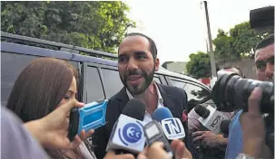  ??  ?? Prensa. Los consultado­s por UFG dijeron que el presidente electo debe someterse a escrutinio de la prensa.