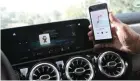  ??  ?? Si quieres Android Auto o Apple CarPlay, debes pagar 377 euros extra