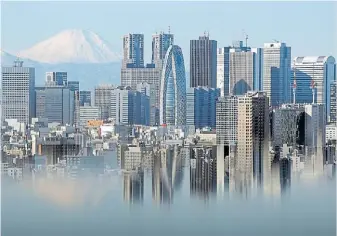  ?? BLOOMBERG ?? Tokio. La ciudad, imponente, es todo un símbolo del crecimient­o económico japonés.