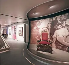  ??  ?? Sillón presidenci­al de Benito Juárez del Acervo del Museo Nacional de Historia. La pieza estuvo por años en el antiguo Salón de Recepcione­s del Palacio.