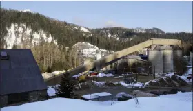  ?? DAN PELLE/THE SPOKESMAN-REVIEW VIA AP ?? This 2009 photo shows the Pend Oreille Mine in Metaline Falls, Wash. The Pend Oreille Mine closed on July 31, at a cost of about 200 jobs in an area of less than 1,000 residents.