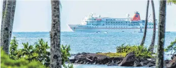  ?? FOTO: DPA ?? Über die Datumsgren­ze: Vor Fidschis Hauptinsel Viti Levu ist das durchaus möglich.