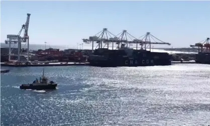  ?? Photograph: Fremantle Port/Reuters ?? Ships in Fremantle port, where a live export vessel carrying six crew who later tested positive for coronaviru­s was allowed to dock.