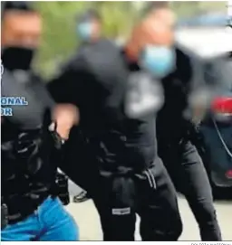  ?? POLICÍA NACIONAL ?? Momento de la detención del presunto autor del disparo.