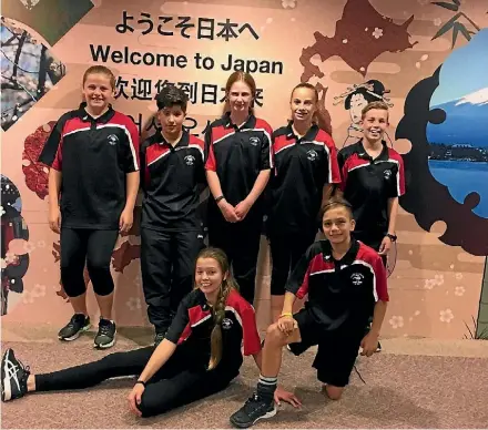  ?? SUPPLIED ?? Morrinsvil­le Intermedia­te students recently returned from a trip to Japan.