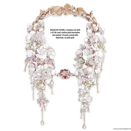  ?? HTTPS://EU.BOUCHERON.COM ?? NUAGE DE FLEURS, a necklace set with a 42.96 carat cushion pink tourmaline and mother-of-pearl, paved with diamonds, on pink gold.