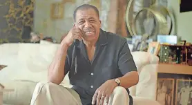  ?? CARMINE GALASSO/THE RECORD ?? Singer Ben E. King, of “Stand By Me” fame, is photograph­ed in 2008 in his Teaneck living room.