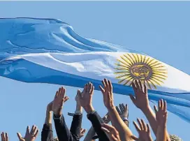  ??  ?? Bandera. Manuel Belgrano, su creador, fue un ejemplo de honestidad.