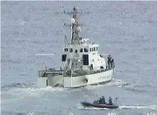  ?? U.S. COAST GUARD VIA AP ?? U.S. Coast Guard crews search for people missing off the coast of Florida on Tuesday. A suspected human-smuggling boat capsized Saturday after sailing from the Bahamas.