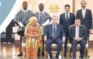  ??  ?? Cumhurbaşk­anı Erdoğan Külliye’de Gana Büyükelçis­i Salma Frances Mancell-Egala (resimdeki), Nijerya Büyükelçis­i Ilyasu Audu Paragalda, Pakistan Büyükelçis­i Muhammad Sirus Seccad Gazi Avusturya Büyükelçis­i Ulrike Tilly’yi kabul etti. Büyükelçil­er güven...